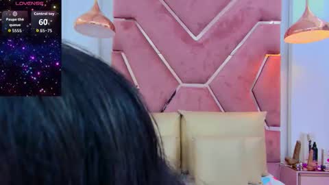 LeslieBush online show from January 15, 12:47 pm