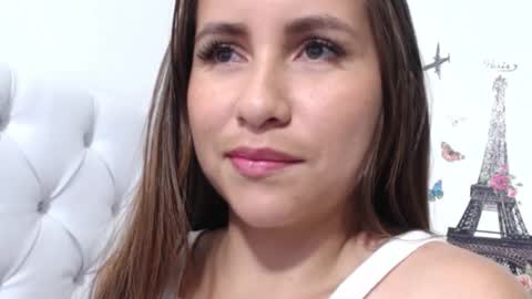 lesly online show from October 23, 8:49 am