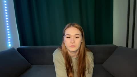 Hello my love Im Val online show from June 8, 2:51 pm
