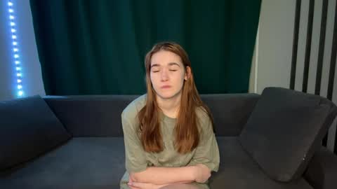 Hello my love Im Val online show from June 2, 4:31 pm