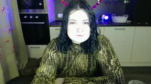 Alison online show from February 24, 1:35 am