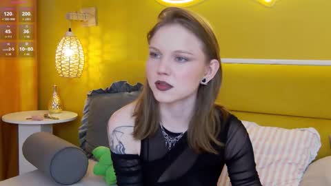 Lessy online show from February 20, 3:50 am