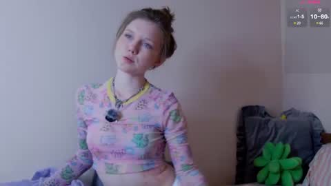 Lessy online show from July 10, 3:22 am
