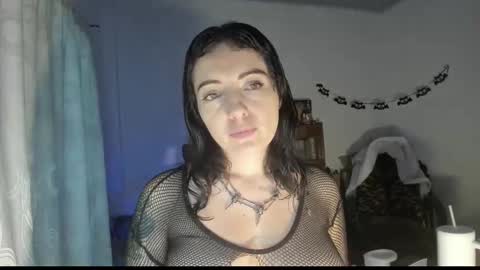 lestatdlion online show from November 26, 10:45 am