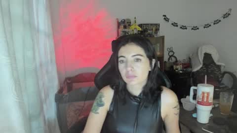 lestatdlion online show from October 9, 10:43 am