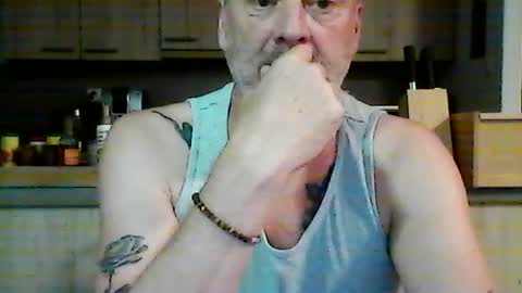 letshavefun2gether68 online show from July 1, 8:06 pm