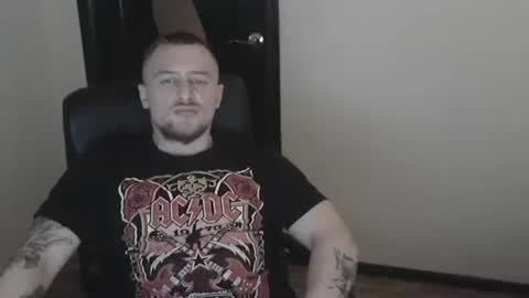 lev1ngston online show from January 7, 6:45 pm