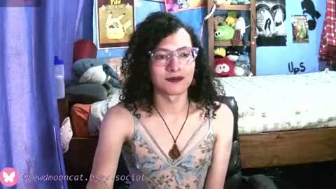 Lewd Mooncat online show from June 12, 10:42 pm