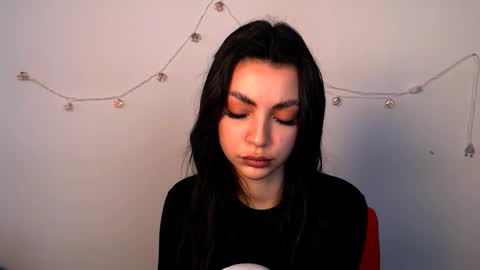 Alexia online show from March 10, 2:54 pm