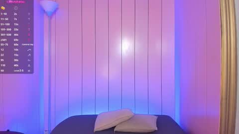 Lexie Thompson  online show from December 14, 12:11 pm