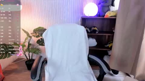 lexirouge           online show from January 17, 8:06 pm