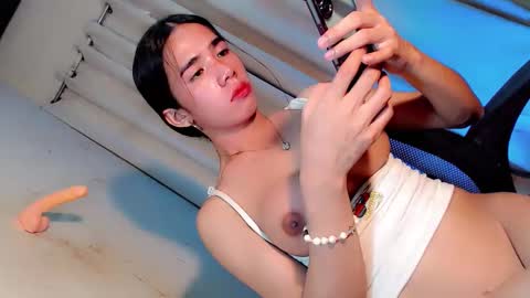 lexy_lore18 online show from September 19, 3:54 am