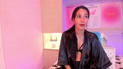 Snapshot of lexyquinn_ chatting on October 23, 4:14 am L I A online show from October 23, 4:14 am