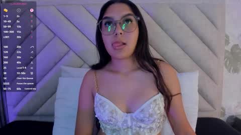 lexy online show from November 22, 6:23 am