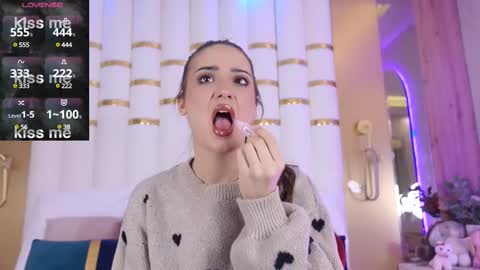 LexyWillde online show from March 2, 5:12 am