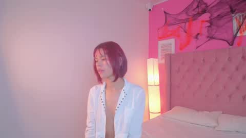 Snapshot of leyabonne chatting on October 17, 1:26 pm Leya online show from October 17, 1:26 pm