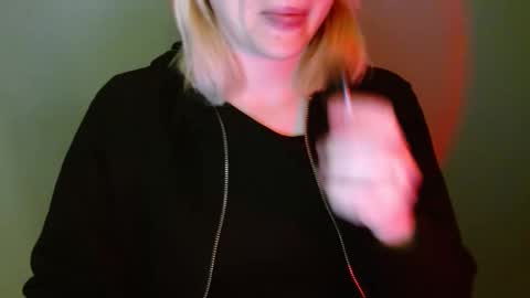 Leyla online show from February 3, 7:56 am