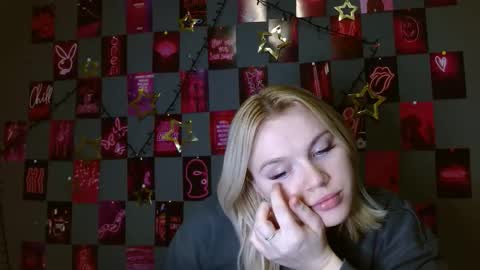 Leyla online show from January 8, 7:14 am