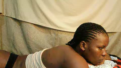 leylacuty13 online show from March 28, 6:53 pm