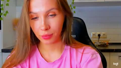 Leila online show from July 14, 2:05 am