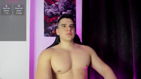 L E Y T O N online show from March 27, 1:33 am