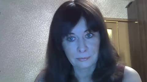 lia_ang online show from April 25, 4:15 pm