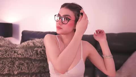 liaa online show from November 25, 7:56 pm