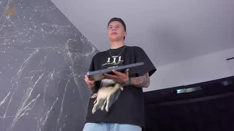 Liam Smith online show from November 17, 12:19 pm