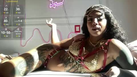 val and tina online show from August 1, 5:47 pm