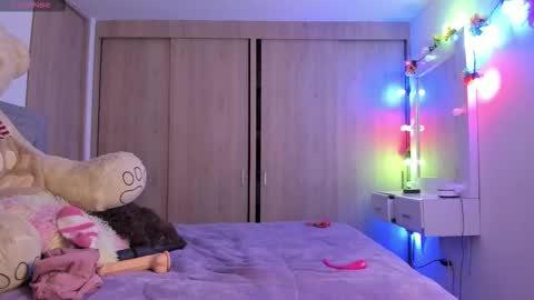 Lia  online show from November 5, 2:46 am