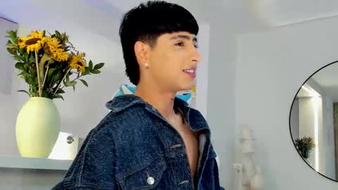 Liam online show from October 26, 8:19 pm