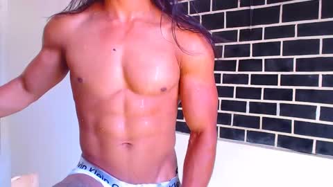 LIAM online show from December 5, 3:43 pm