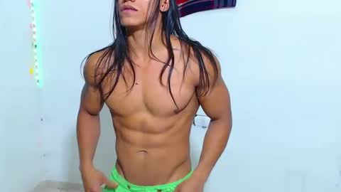 LIAM online show from February 14, 9:53 pm