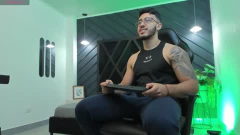 LIAM KLEIN online show from October 6, 11:17 am