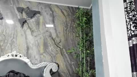 LIAM KLEIN online show from March 11, 11:12 am