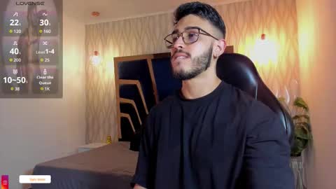 LIAM KLEIN online show from March 18, 11:38 am