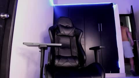 Liam online show from February 11, 1:20 am