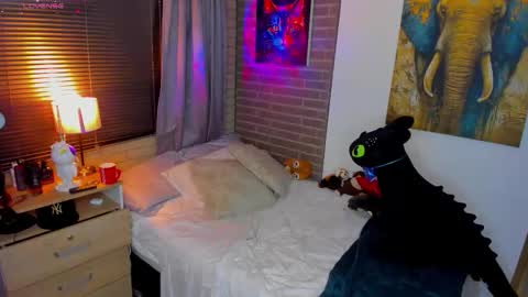 liam online show from March 21, 8:19 am