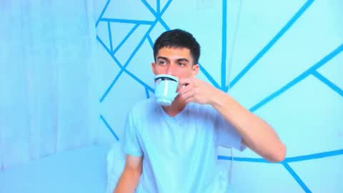 Liam scott77 online show from November 2, 1:05 am