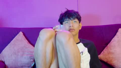 Liam online show from February 6, 8:00 pm