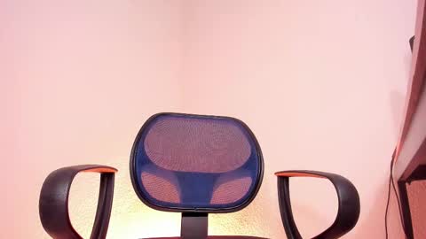 liam_stone_ online show from October 12, 12:58 am