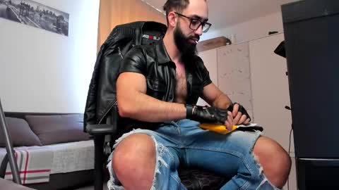 Liam online show from February 2, 7:59 am