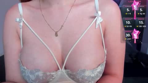 Lia online show from December 2, 6:17 pm