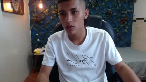 Snapshot of liamblack16 chatting on October 23, 12:17 pm LiamBlack16 online show from October 23, 12:17 pm