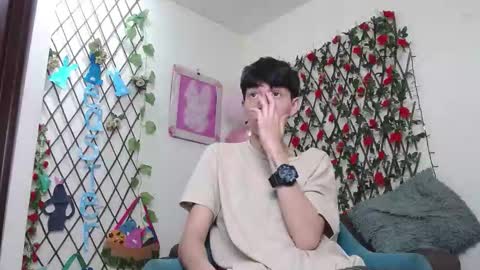 Liam  online show from March 30, 7:25 pm