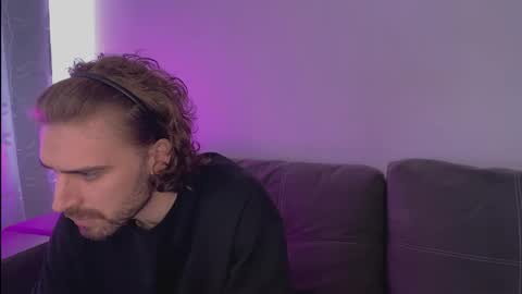 liamkortes online show from February 17, 8:46 am