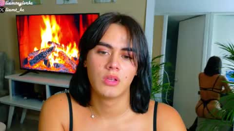 Snapshot of liamtaylor_ chatting on September 24, 11:11 pm Tell me Liam online show from September 24, 11:11 pm
