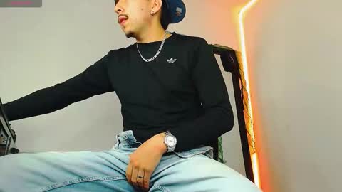 Liam online show from February 4, 3:21 am