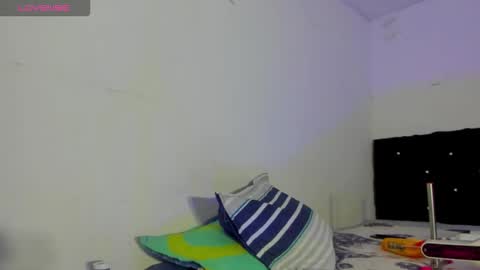    online show from November 17, 1:24 pm