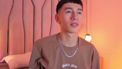 lian_cameron online show from June 30, 3:39 am